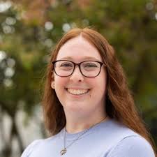 I'm officially a graduate of Grand Canyon University! I graduated with  honors from the Colangelo College of Business with a major in Sports  Management as well as two minors in Marketing and