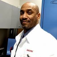 Darius Enoch's Instagram, Twitter & Facebook