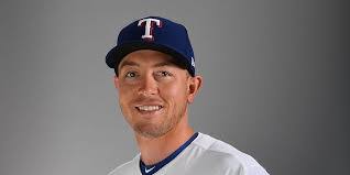 Adrian Sampson's Instagram, Twitter & Facebook