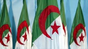 أعلنت وزارة العدل الجزائرية، الإثنين، حبس 35 شخصا وإخضاع 10 آخرين للرقابة القضائية بتهم التزوير ومحاولات. ÙˆØ²Ø§Ø±Ø© Ø§Ù„Ø¹Ø¯Ù„ Ø§Ù„Ø¬Ø²Ø§Ø¦Ø±ÙŠØ© Ø¥Ø¶Ø±Ø§Ø¨ Ø§Ù„Ù‚Ø¶Ø§Ø© Ù…Ø®Ø§Ù„Ù Ù„Ù„Ù‚Ø§Ù†ÙˆÙ†