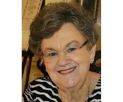 Meredith Overton's Instagram, Twitter & Facebook