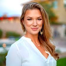 Ashley Leinweber's Instagram, Twitter & Facebook