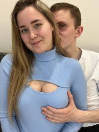 Alisanikita Webcam Model Profile | xHamsterLive