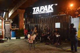 Include shopping in your amcorp mall tour in malaysia with details like location, timings, reviews & ratings. Food Truck Park Tapak Urban Street Dining Opens In Pj