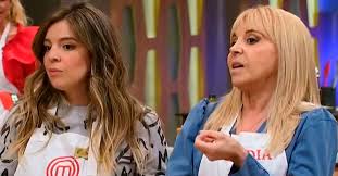 Muy hincha de boca | instagram. Dalma Maradona S Anger At Criticism Of The High Price Of Claudia Villafane S Pasta The Noquis De La Tata Archyde