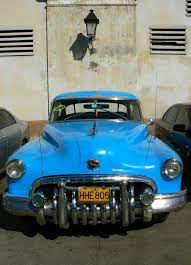 Vieille Voiture A La Havane Des Voitures Havana Cars Classic Cars Old Cars