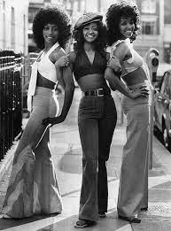 American Pop Group The Three Degrees Sheila Ferguson Fayette Pinkney 70s Fashion Disco Disco Outfit 70s Inspired Fashion