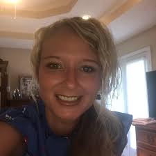 Jennifer Kunz, Mary Kay Independent beauty consultant