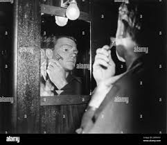 Hollywood mirror Black and White Stock Photos & Images