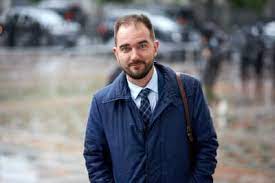 Александр юрченко — мое сердце 02:42. Eks Sluga Yurchenko Pid Narkotikami Protaraniv Avto Ta Napav Na Vodiya Sho Vidomo Syuzhet