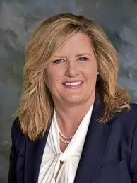 Lisa Monzo's Instagram, Twitter & Facebook