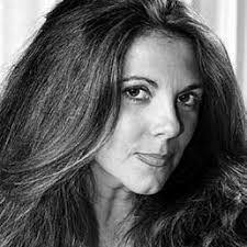 Iris Wiley's Instagram, Twitter & Facebook