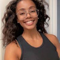 Janna Barton's Instagram, Twitter & Facebook