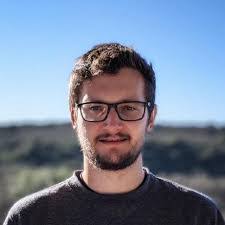 Andrew Lisowski's Instagram, Twitter & Facebook