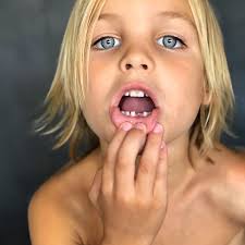 I told Cheyenne she's gotta do it in either under an hour (like me😌) or  with Trace in an hour and a half……. And I just wanna say…… up and down in