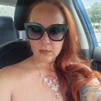 Keri Pierce's Instagram, Twitter & Facebook