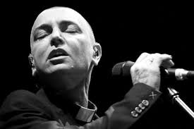 Sinead O'Connor pöbelt auf Facebook Sohn und Ex-Mann an