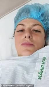 Khách Tây mắc kẹt ở bệnh viện Việt Nam vì nợ viện phí hơn 100 triệu đồng