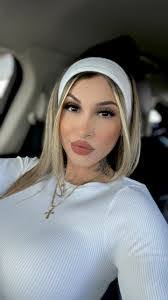 Ashley Meraz's Instagram, Twitter & Facebook