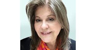 Antonia Santos's Instagram, Twitter & Facebook