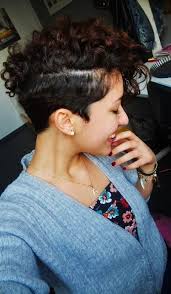 Mohawks are cool hairstyles of really tough guys, although that doesn't scare women. 25 Exquisite Curly Mohawk Hairstyles For Girls Women