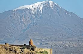 Unsere besten highlights ✅ armenien reisetipps ✅ guide für die landschaft armeniens ist im ganzen land atemberaubend schön. Kaukasus Armenien Ararat Klosterchor Virapberg Schnee Panorama Berggipfel Landschaft Pikist