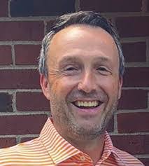 Pablo Aceves's Instagram, Twitter & Facebook