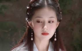 Đỉnh cao nhan sắc của các "chị đẹp" Hoa ngữ nức tiếng: Lưu Diệc Phi 15 tuổi  đã "đốn ngã" hàng triệu con tim