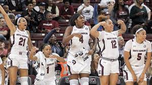 South carolina women's basketball has a number of targets all on one aau team coached by keisha hunt, who updates the gamecocks' recruitment of kamilla cardoso, treasure hunt and raven johnson for 2020, 2021. Women S Hoops Back Home Sunday University Of South Carolina Athletics