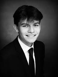 Meghan Robles's Instagram, Twitter & Facebook