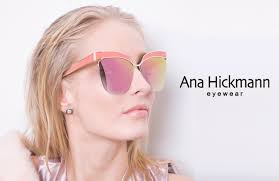 Online einkauf zum billigsten preis für automobile, telefone und zubehör, computer und elektronik, mode, schönheit und gesundheit, haus und garten, spielzeug und sport, hochzeiten und feste und. Brillentrends 2018 Feine Vielfalt Und Mut Zu Extravaganz Sind Die Aktuellen Toptrends Augenblick Brillen Kontaktlinsen Gmbh