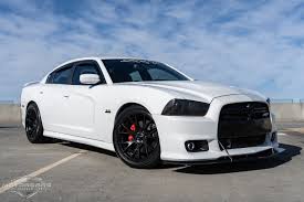The srt8 392 is ginormous, impractical and eats like a teenager with the munchies. 2013 Dodge Charger Srt8 Stock Dh614953 For Sale Near Jackson Ms Ms Dodge Dealer