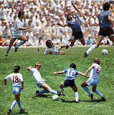 El gol del siglo, también conocido como el gol a los ingleses, el mejor gol del mundo, la jugada de todos los tiempos o el mejor gol en la historia de la copa mundial de fútbol, fue un premio al mejor gol marcado en un encuentro de finales de la copa mundial de fútbol de la fifa. Gol De Ascenso Ya 34 Anos De El Gol Del Siglo La Facebook