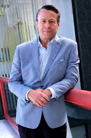 Alfredo adame was born on june 10, 1958 in guadalajara, jalisco, mexico as alfredo adame von knoop. Hijo De Alfredo Adame En Problemas Con Su Padre People En Espanol