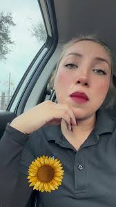 Lily Ortiz (@lilywendysortiz)