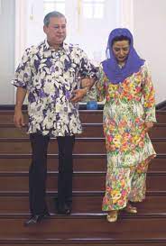 May 01, 2019 · the raja permaisuri of johor, raja zarith sofiah sultan idris shah has come to the defence of her son, johor crown prince tunku ismail sultan ibrahim, following a deepening row with putrajaya. Raja Zarith Sofiah Holds Charity Close To Her Heart