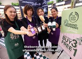 Boulevard pls take action that the door for ladies toilet need to be repaired. Body Shop At Aeon Mall Holds Four Day Promotion