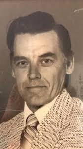 Richard Nowacki's Instagram, Twitter & Facebook