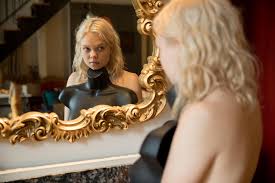 When it does exist, petite fashion models aren't what most people might expect. Hire Freelance Photographers Videographers Create Better Content The H Hub