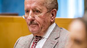 'zo gaat dat in het buitenland ook,' vertelt hiddema bij wnl. Voorburgs Dagblad Hiddema Helpt Baudet Nu Uit Boosheid