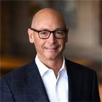 2100+ perfiles de «Opp»