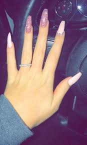 Kylie jenner is at the forefront of many beauty trends (she is the owner of a beauty brand after all). 23 That Will Make You Bright Summer Nails Designs Glitter Fun Coffin Nails Kylie Jenner Coffin Nails Long Gorgeous Nails