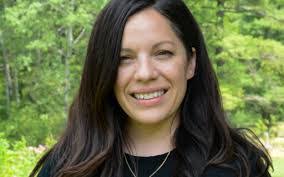 Betsy Abbott's Instagram, Twitter & Facebook