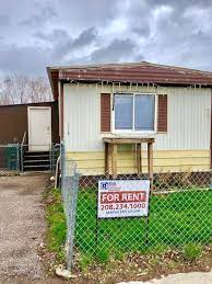 After you click on one of the map pins you will be given more information on the 2 bedroom house for rent located near you, including the address, how many stars they have, directions from your location and a save button. 2 Bedroom Mobile Home For Rent House For Rent In Pocatello Id Apartments Com
