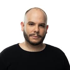 SOMETHING WEIRD IS HAPPENING. A ton of conservatives are acting like  they've lost. They're realizing all of the people that voted Harris are  looking at them funny. They're trying to mend fences