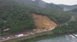 翡翠水庫食蛇龜野生動物保護區 位於 中華民國 新北市 石碇區 翡翠水庫 集水區，是為保護 食蛇龜 而依《野生動物保育法》公告之野生動物保護區，為台灣第. åŒ—å®œé«˜éµå°‡ç©¿å±±è¡Œ é¿é–‹ç¿¡ç¿ æ°´åº«é›†æ°´å€