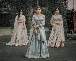 Match your dress to the theme of the wedding or dress up in colorful suit. What To Wear To An Indian Wedding As A Guest