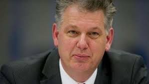 Nadat brinkman de pvv had verlaten, keerde hij terug bij de politie in amsterdam, waar hij eerder ook werkzaam brinkman ontkende bij de rechtbank stellig dat hij zijn ambtsgeheim heeft geschonden. Hero Brinkman Alchetron The Free Social Encyclopedia