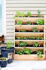Diy vertical gardening with wallgarden: The Best Vertical Gardens To Diy Now Little House Of Four Creating A Beautiful Home One Thrifty Project At A Time The Best Vertical Gardens To Diy Now