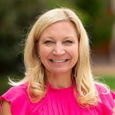 Tammy Jett's Instagram, Twitter & Facebook